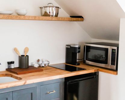 Where to put a microwave in a small kitchen | Real Homes