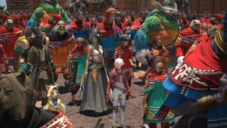 The Warrior of Light and a large crowd of people in Final Fantasy 14.