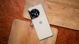 OnePlus 11 Marble Odyssey hands-on