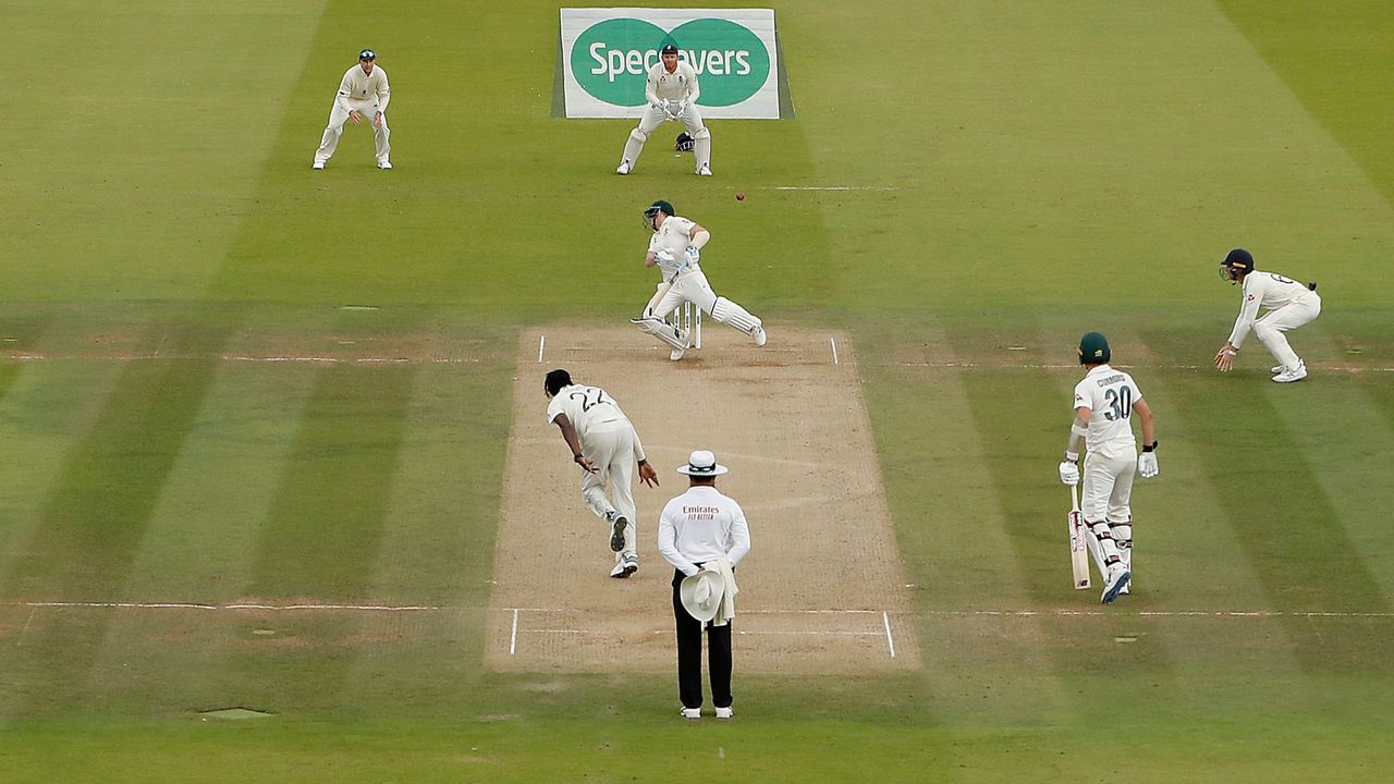 England pace bowler Jofra Archer felled Steve Smith with a brutal bouncer at Lord&amp;#039;s