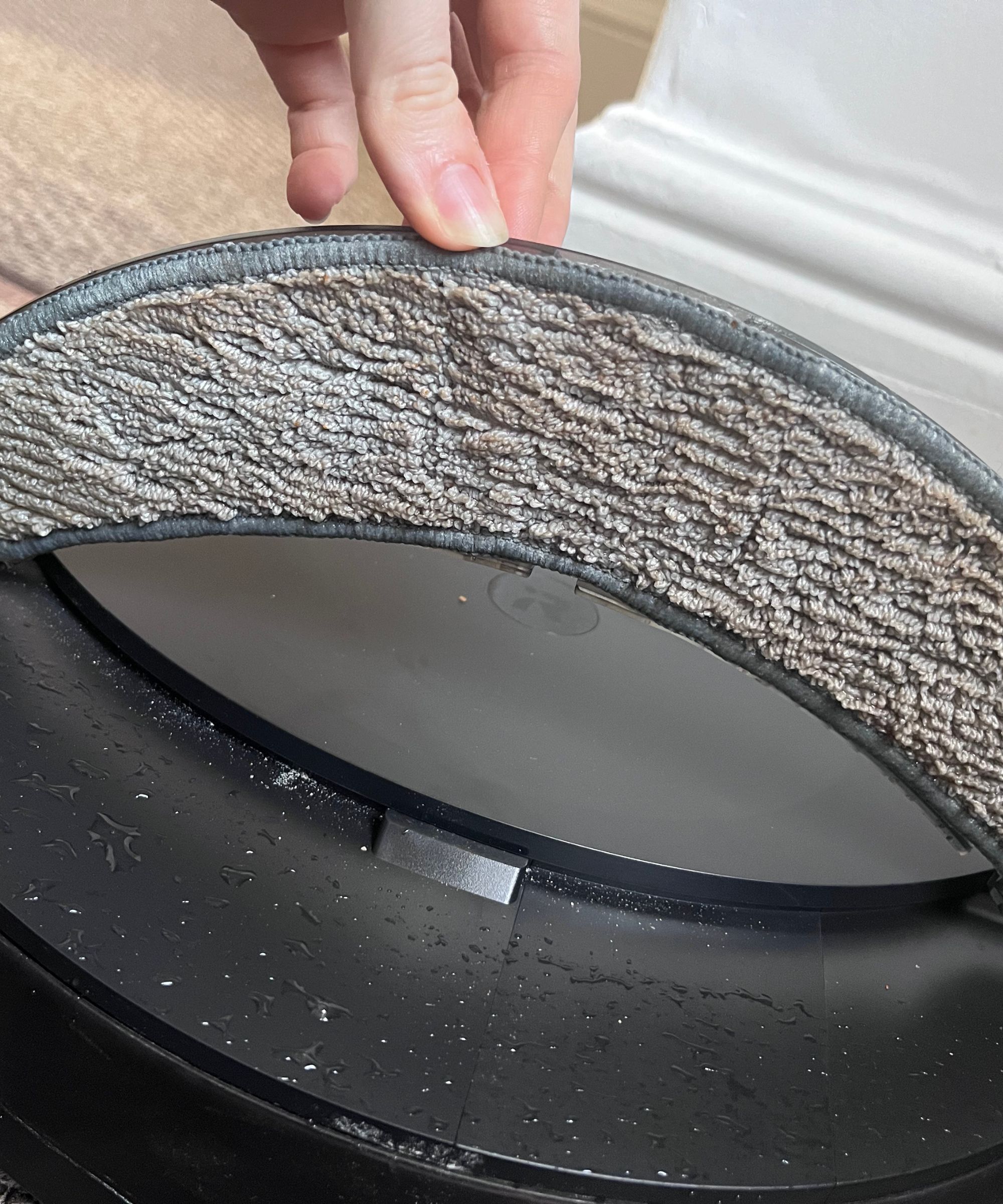 The mop pad after a cleaning cycle