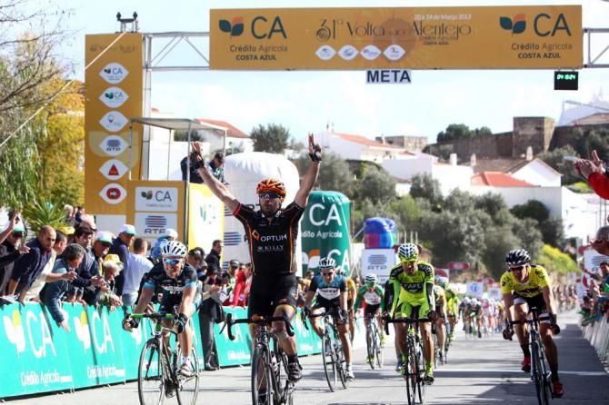 Ken Hanson (Optum p/b Kelly Benefit Strategies) celebrates victory in stage 3 at the Volta ao Alentejo.