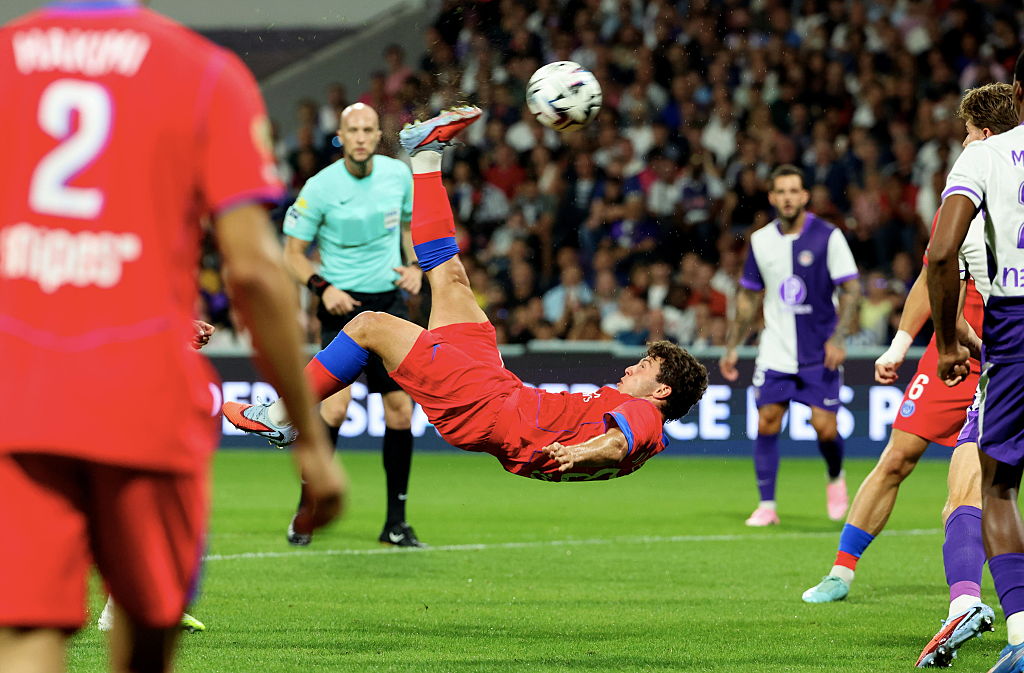 Joao Neves #87 of PAris Saint-Germain scores his second goal during the Ligue 1 McDonald's match between Toulouse FC and Paris Saint-Germain at Stadium de Toulouse on August 30, 2025 in Toulouse, France.