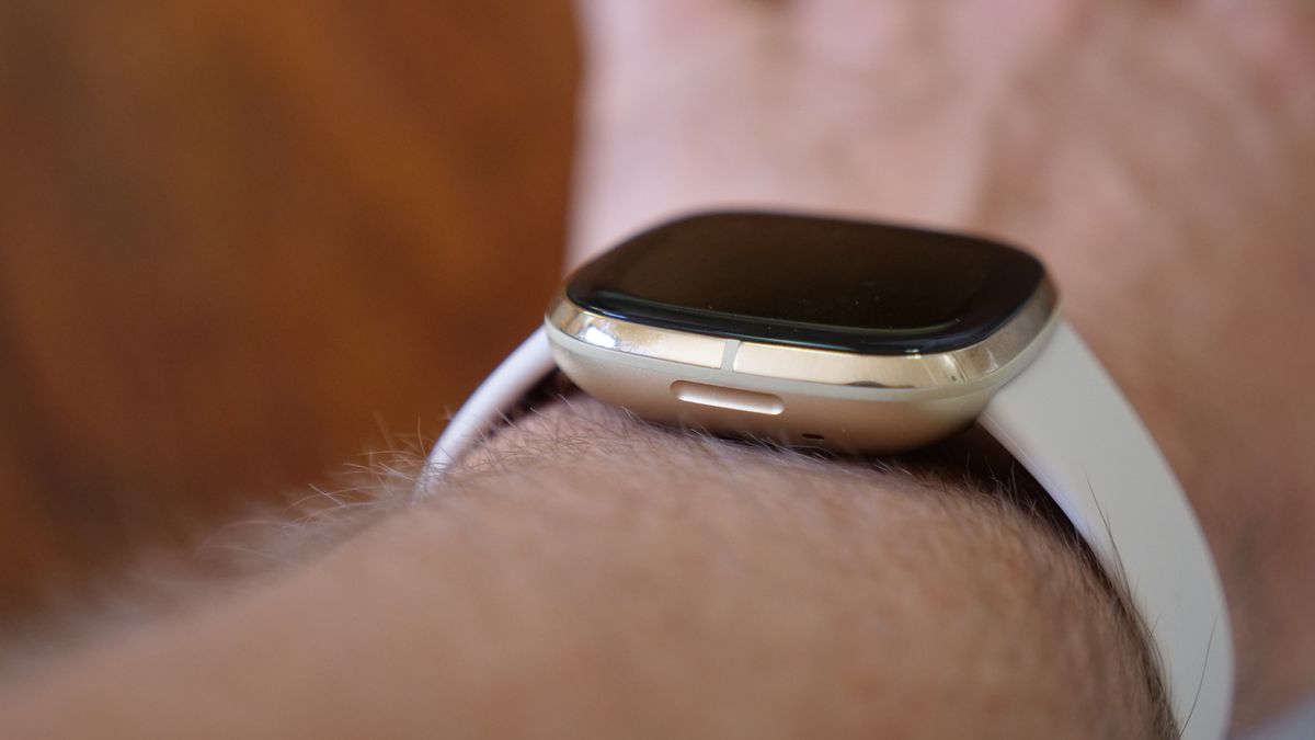 Fitbit Sense review: Health tracking that makes sense | Laptop Mag
