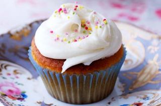 Vanilla fairy cakes recipe