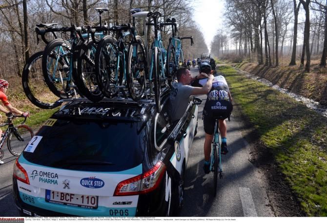 Stijn Vandenbergh drops back to the Omega Pharma-Quick Step team car