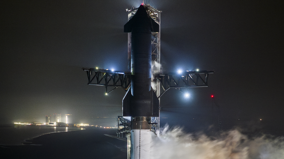 Cómo ver en vivo en línea el lanzamiento de prueba de la tercera nave espacial de SpaceX