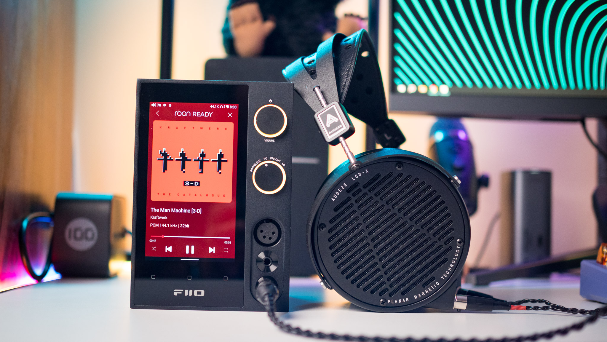 Audeze LCD-X connected to Fiio R7