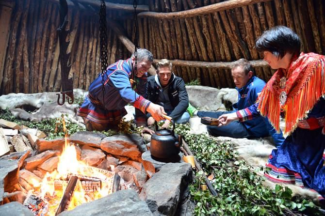 Marcel Kittel and Alexander Kristoff had coffee in a Sami hut