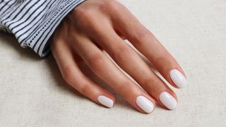 white round nails at Townhouse