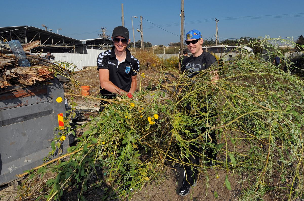 Saxo Bank teammates David Tanner and Nick Nuyens in 2011 at a team camp