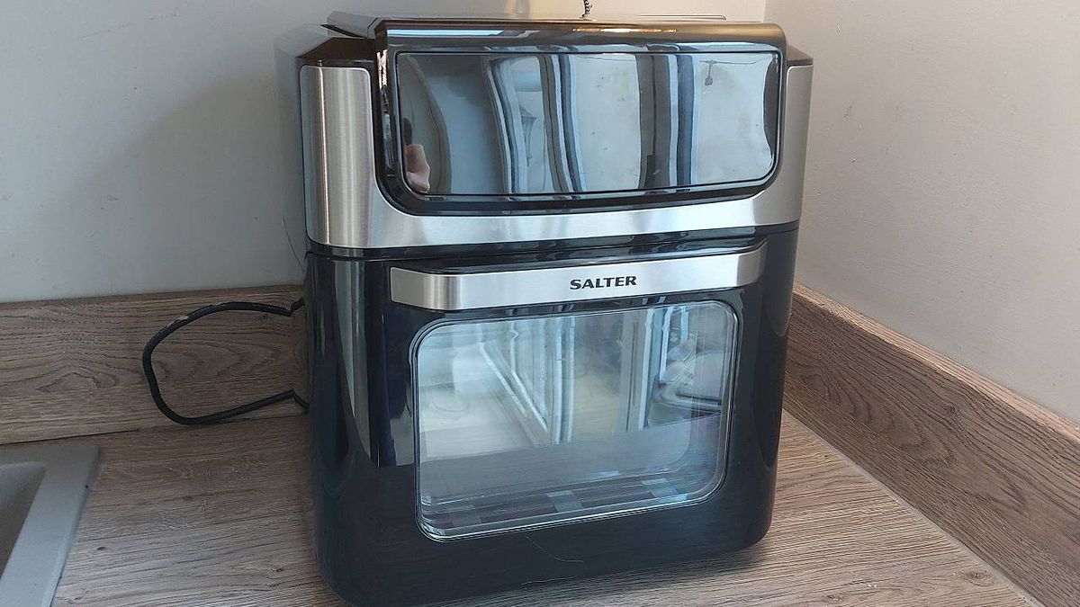 Salter Digital Air Fryer Oven review a slick speedy and large