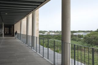 colonnade at IUA EBC Mérida