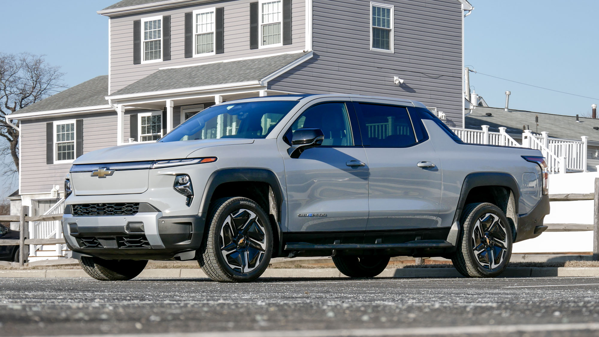 Illuminating light sequence of the 2025 Chevrolet Silverado EV