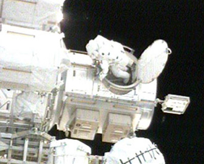 NASA Shortens Spacewalk For Shuttle&#039;s Earth Return