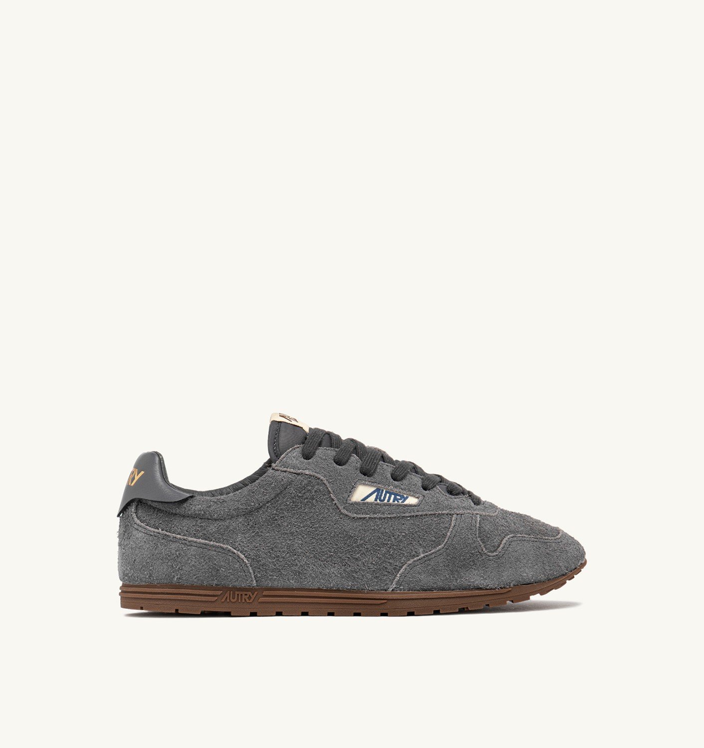 Sneakers Windspin in Avion Suede
