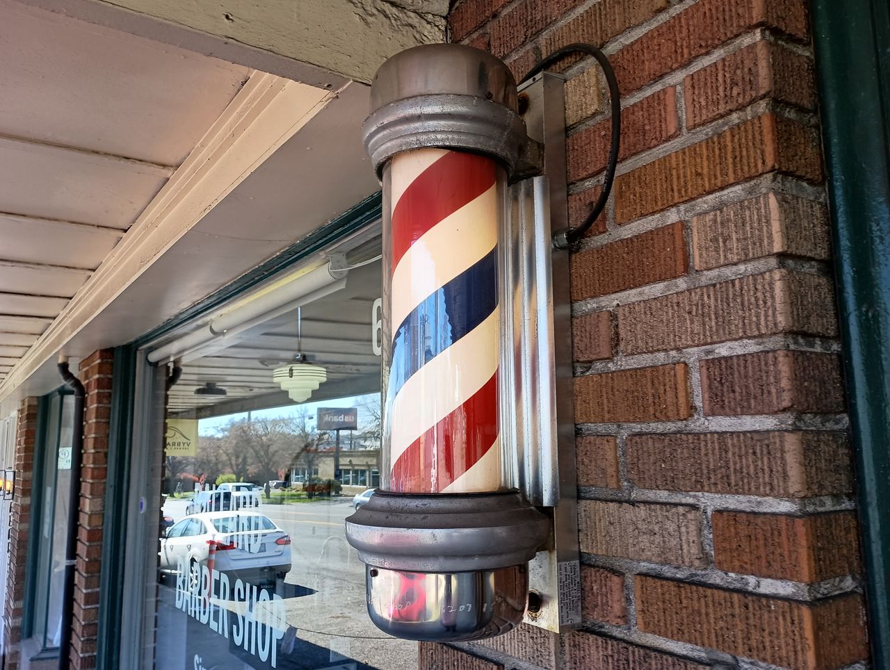 Photo of a barber's pole taken with the Moto G Power 5G 2023