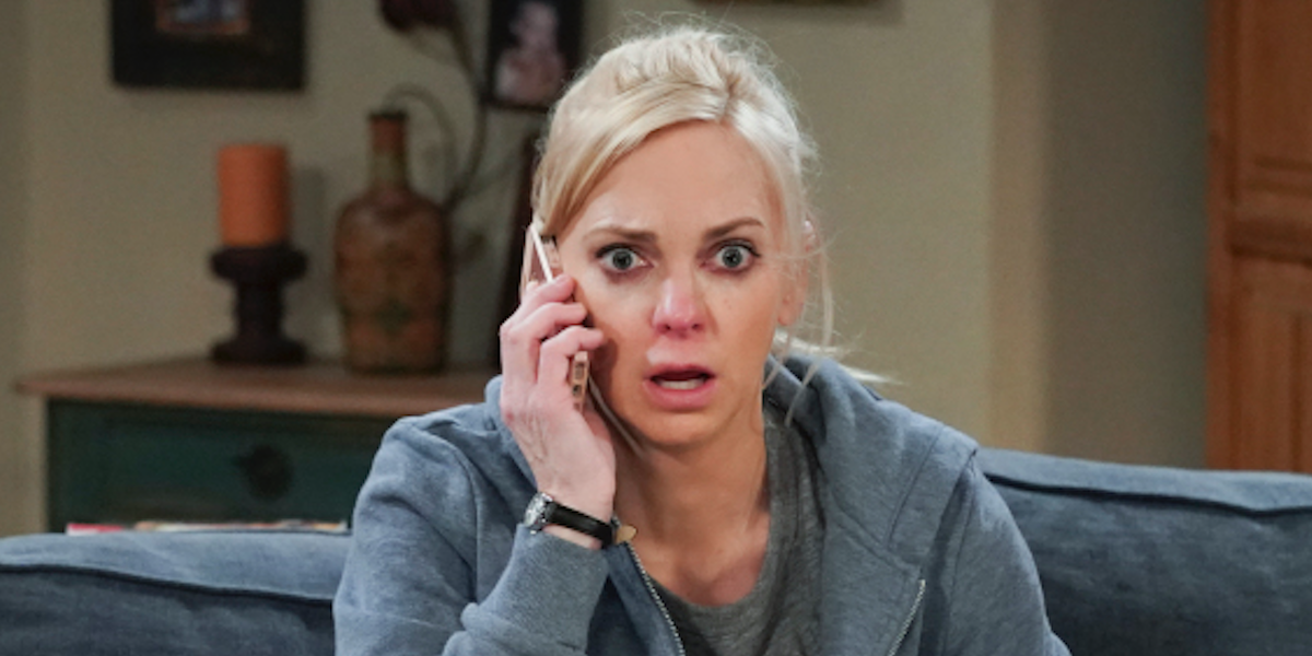 How CBS' Mom Season 8 Will Be Affected By Anna Faris' Exit As Christy ...