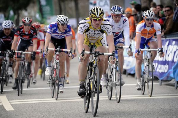 Andr&eacute; Greipel (Team HTC - Columbia) leads in the peloton for third place on the stage.