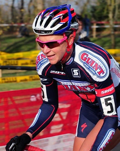 Meredith Miller (California Giant Berrry) in the lead.