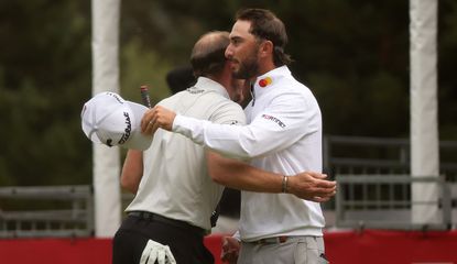 Homa hugs Willett