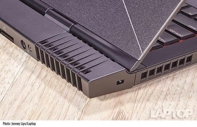 Alienware 13 R3 OLED Review | Laptop Mag