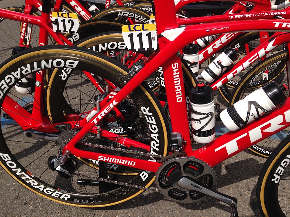 The tubing on Mollema's machine more resembles the Speed Concept than earlier Madones