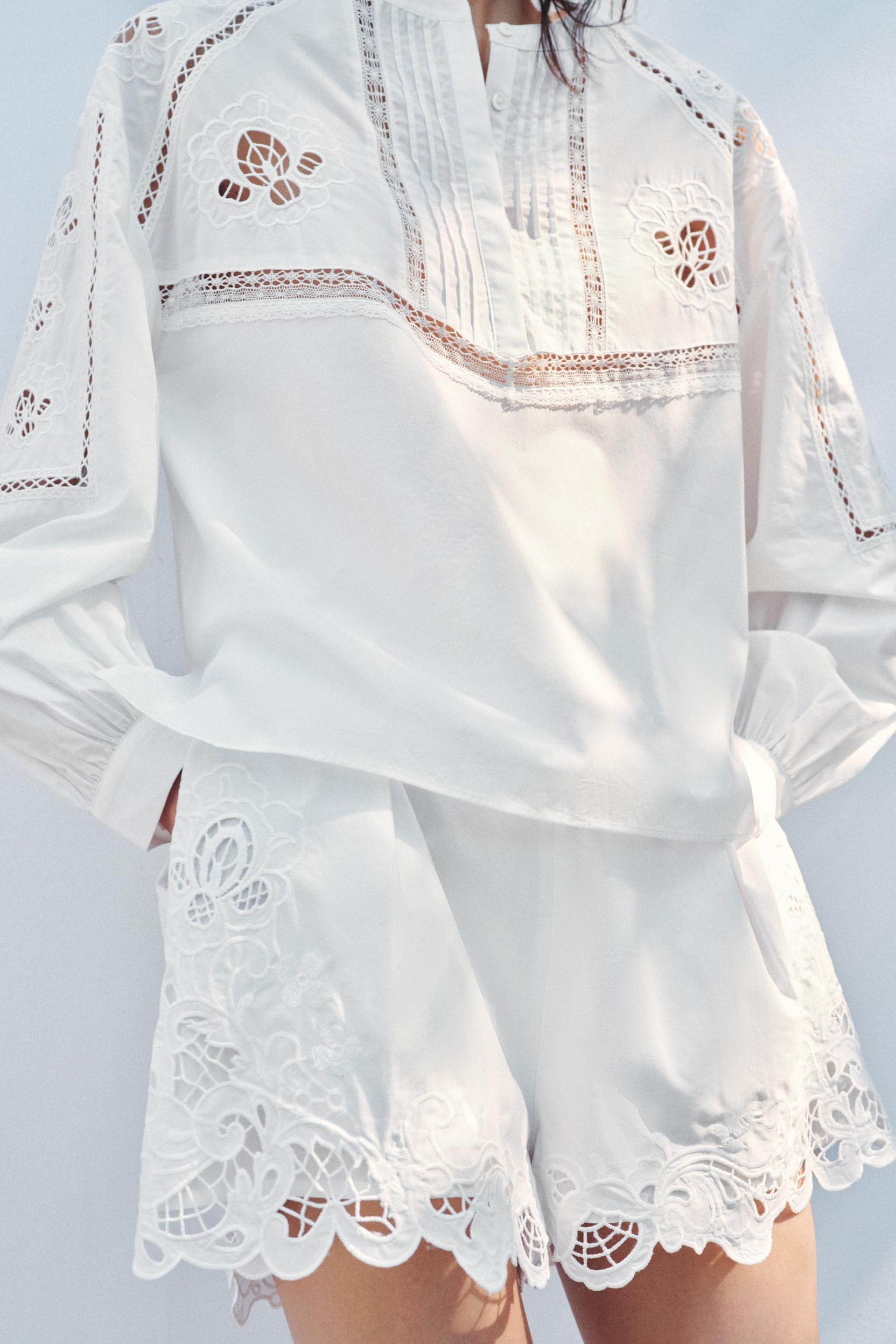 Zw Collection Embroidered Pleated Shorts