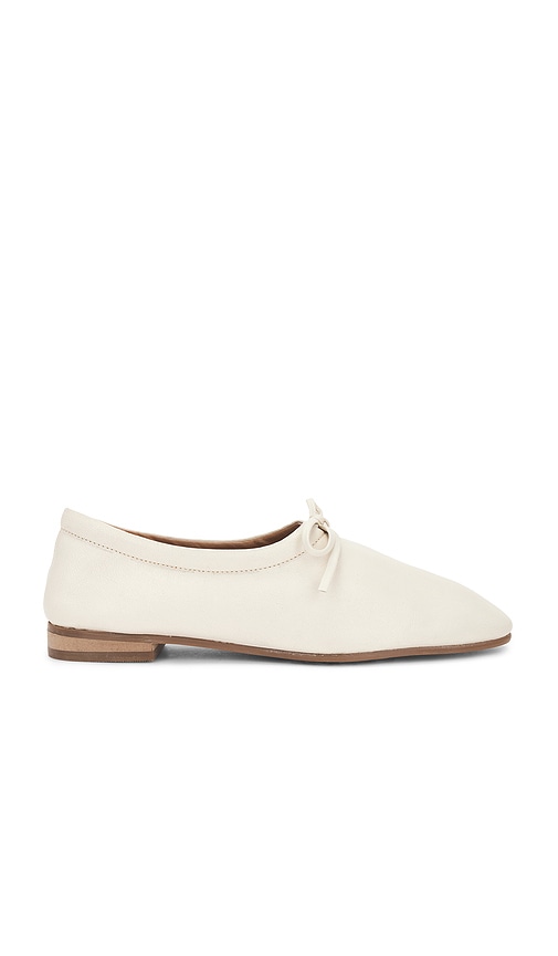 Curtsy Loafer