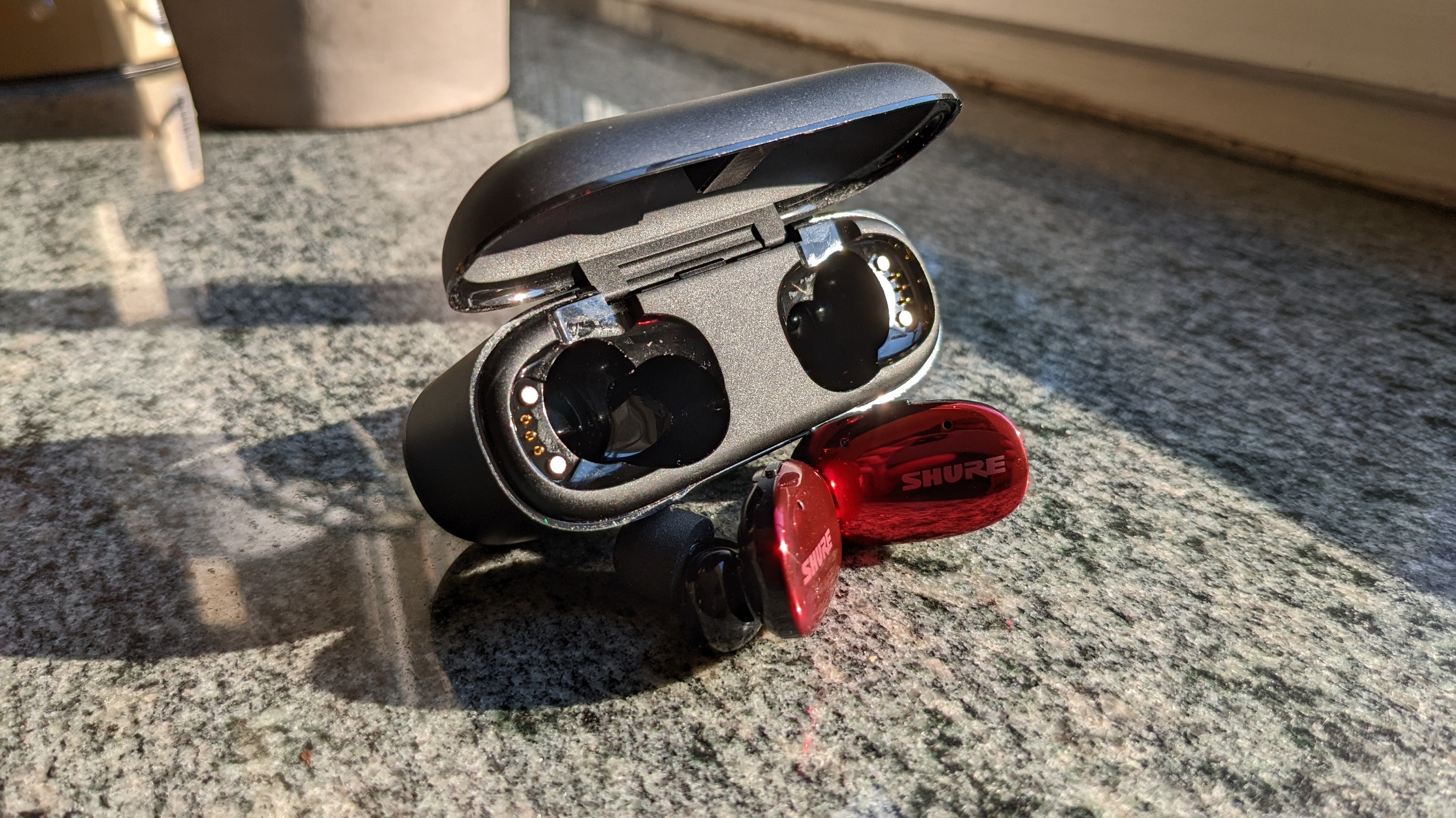 Shure Aonic Free