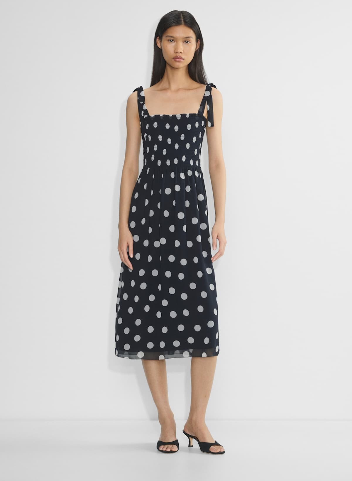 aritzia, 