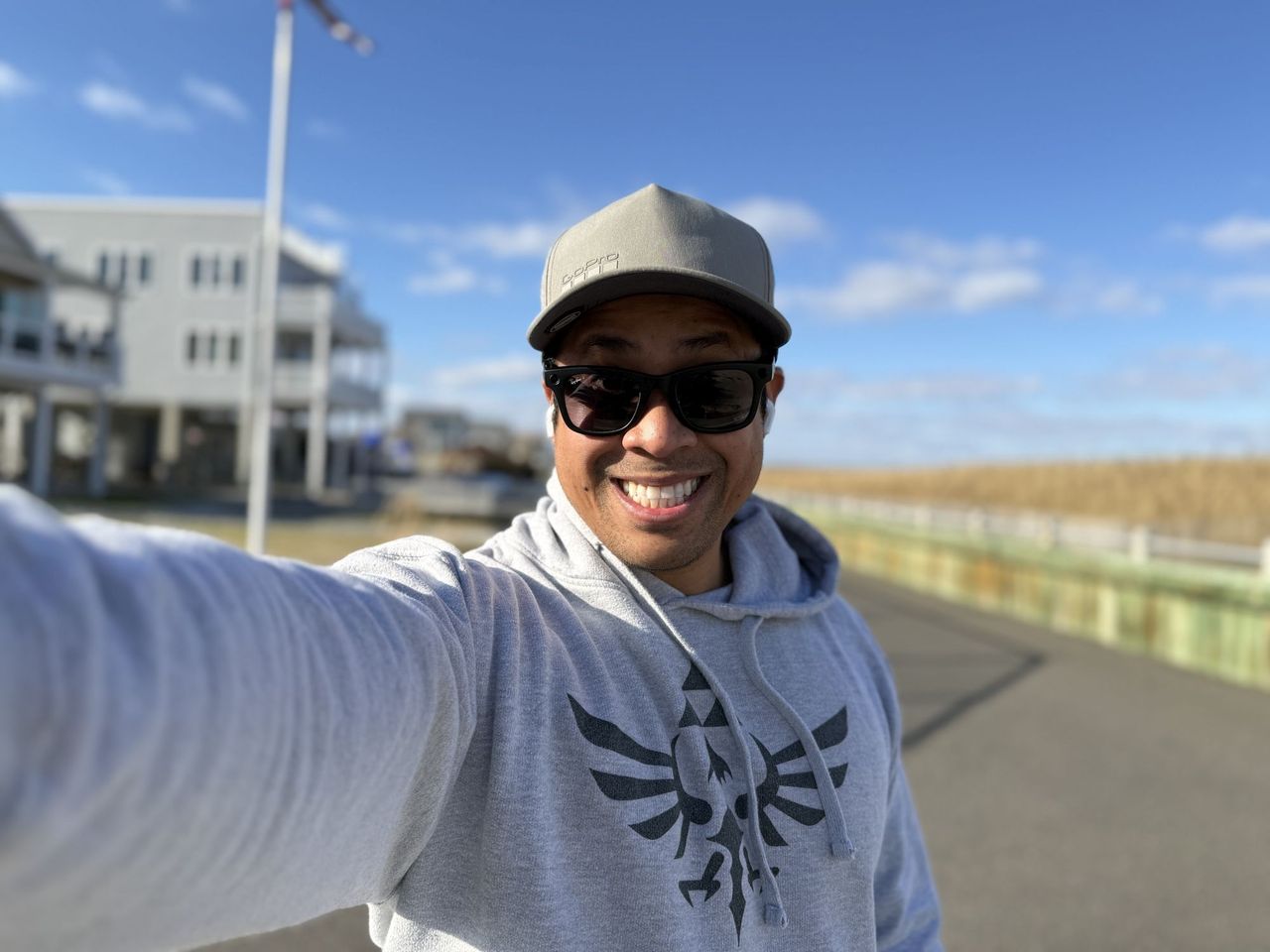Apple iPhone 16 Pro Max portrait sample.