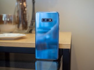 Samsung Galaxy S10e