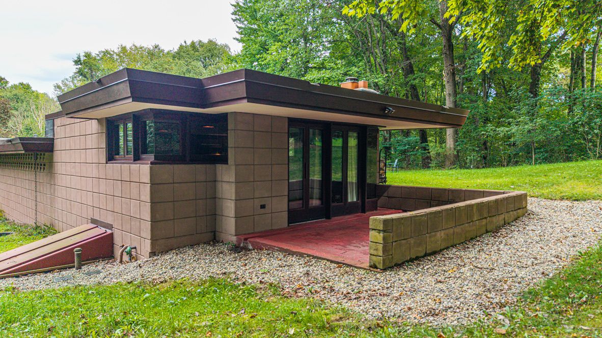 External views of the Samuel Eppstein residence