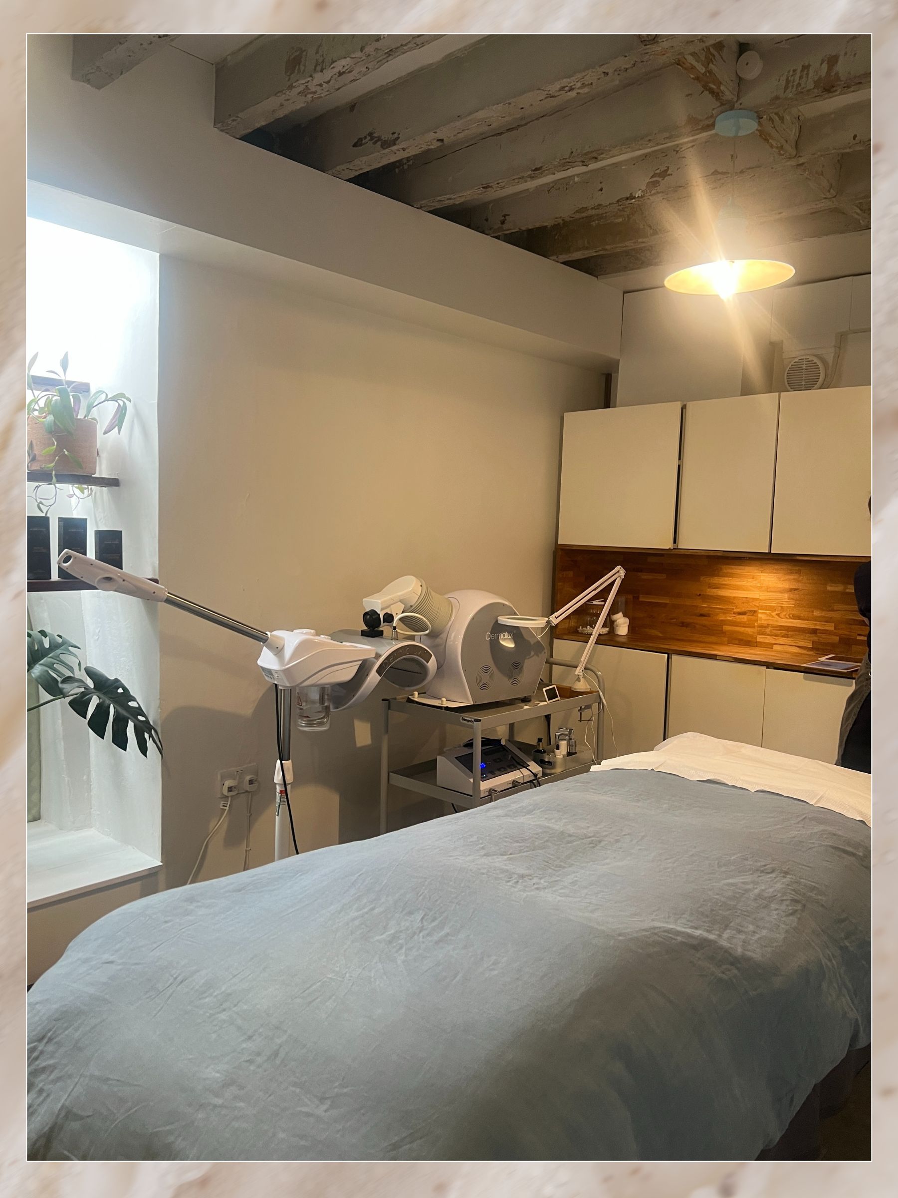 The Pfeffer sal treatment room