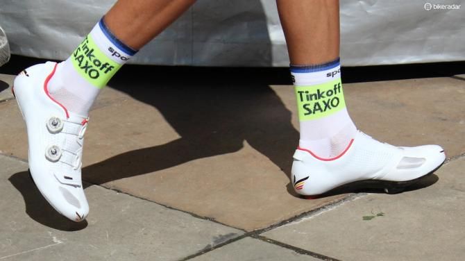 Alberto Contador wears Specialized S-Works with custom graphics