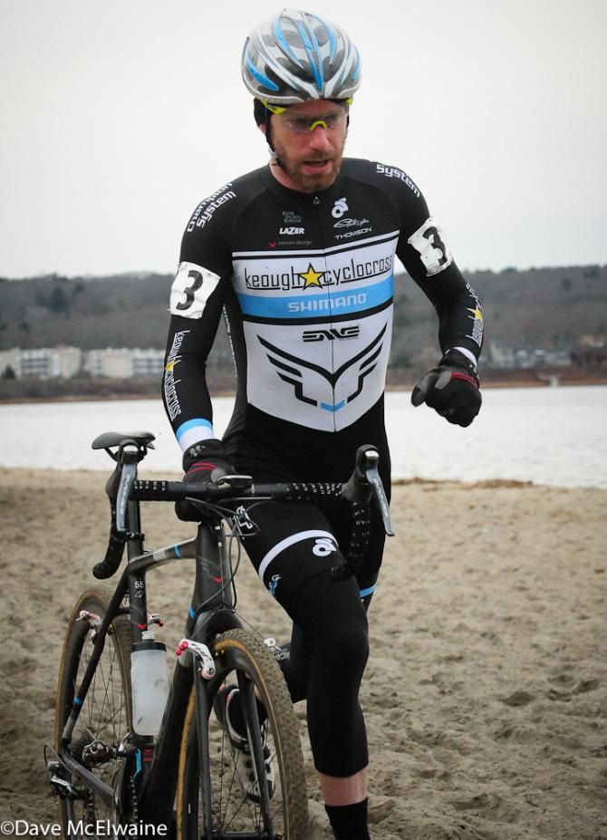 Shawn Milne (Keough Cyclocross) running the beach