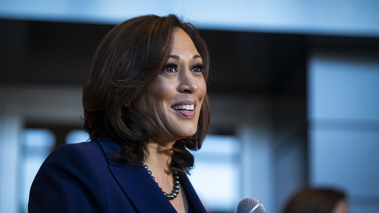 sen kamala harris speaks at her alma mater howard university