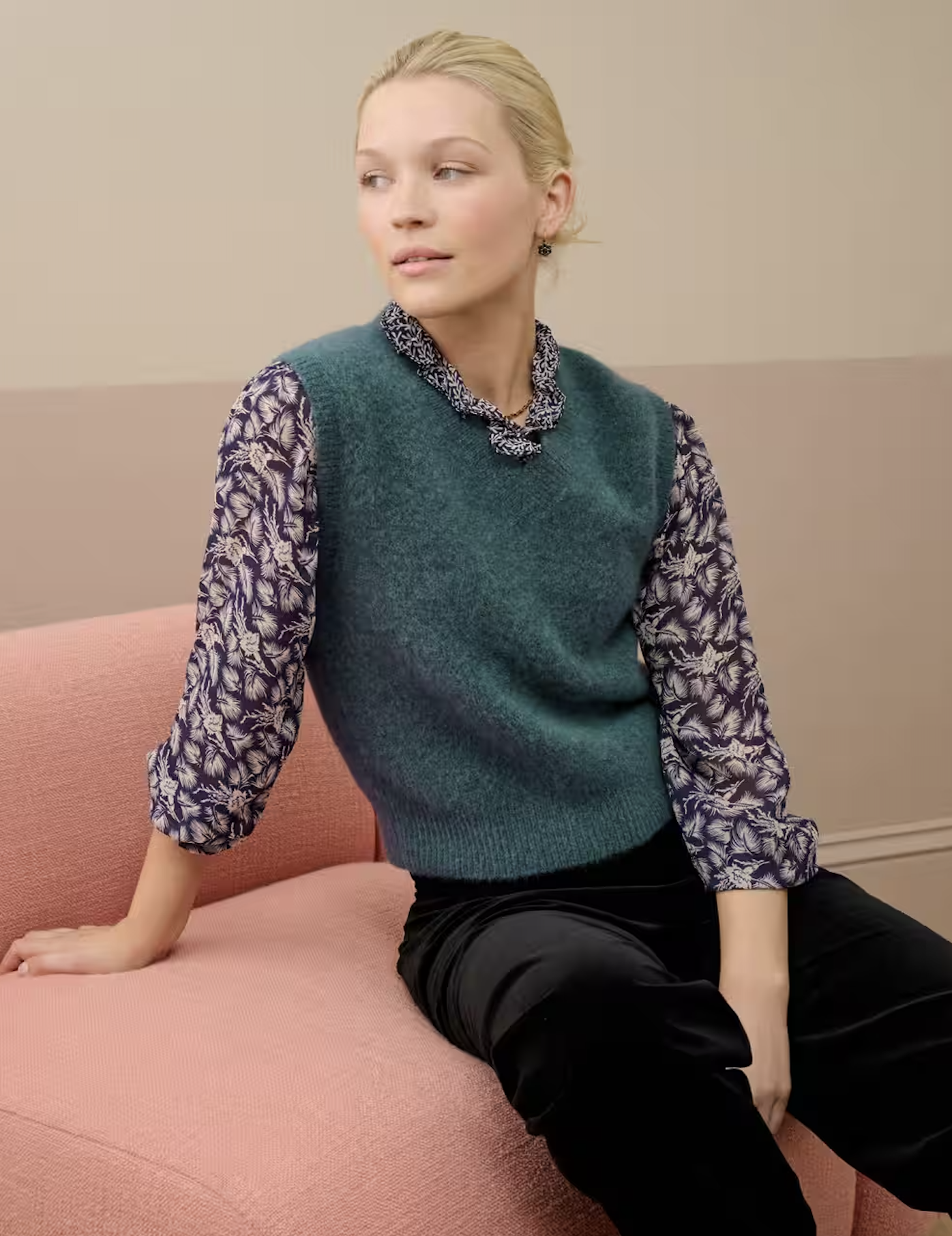 Brora, Alpaca V Neck Tank