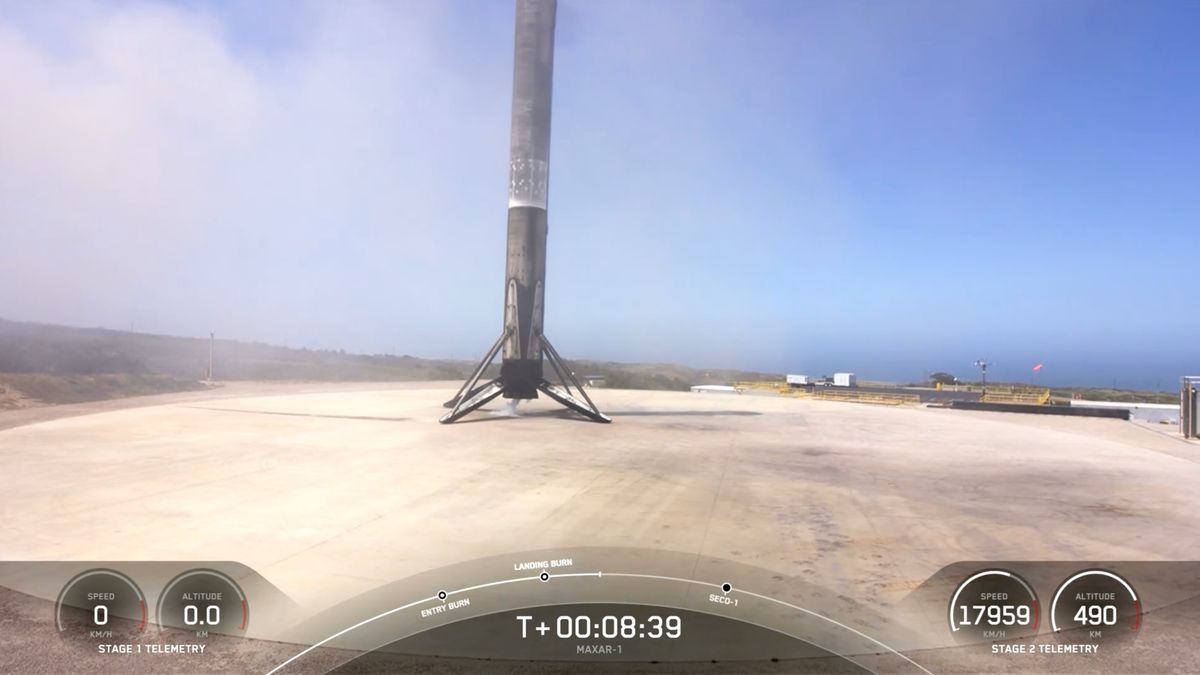 SpaceX Falcon 9 rocket launches 2 satellites on record-tying 20th ...