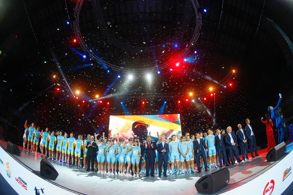 The 2016 Astana team presentation
