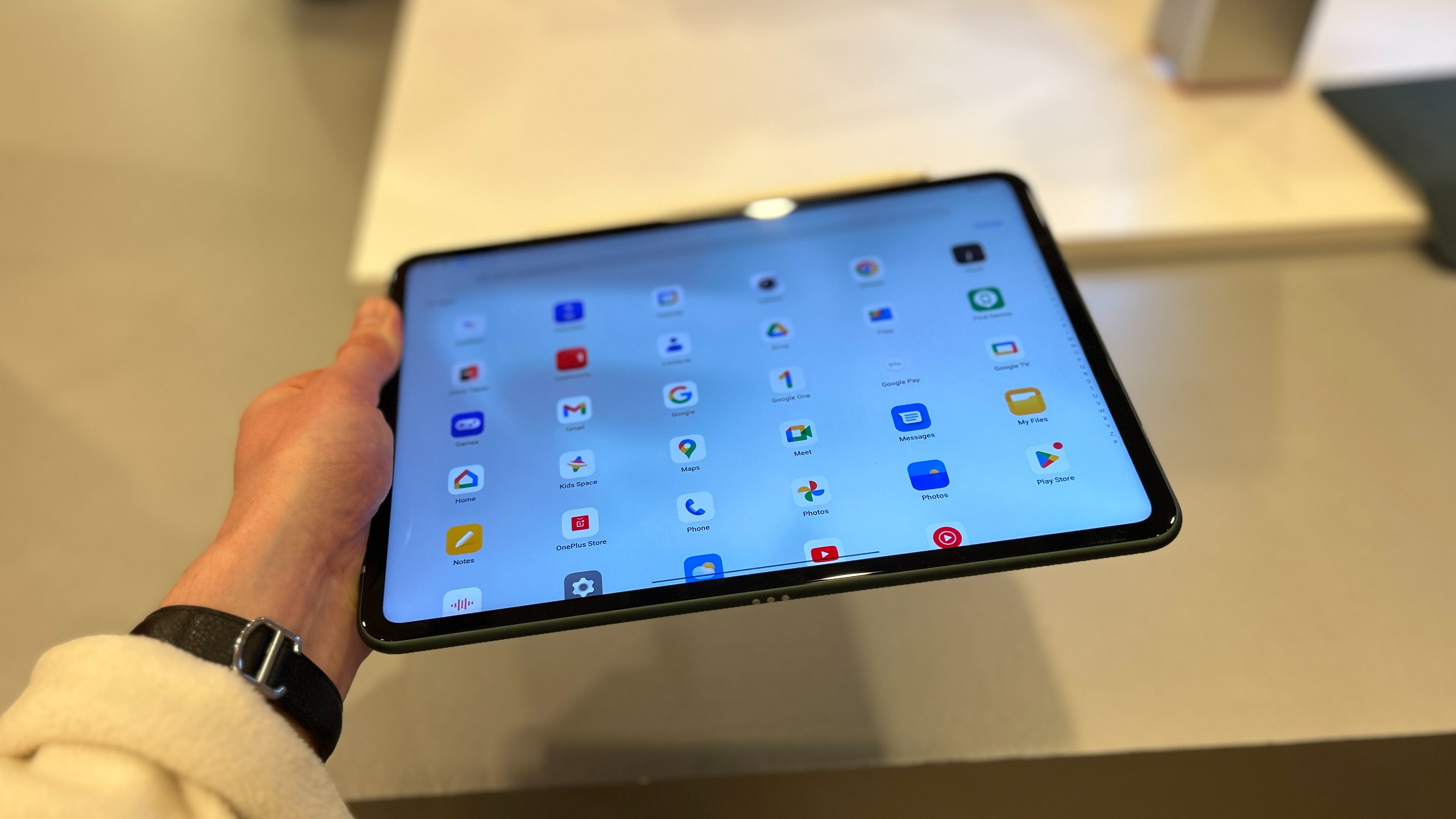 OnePlus Pad tilted front profile