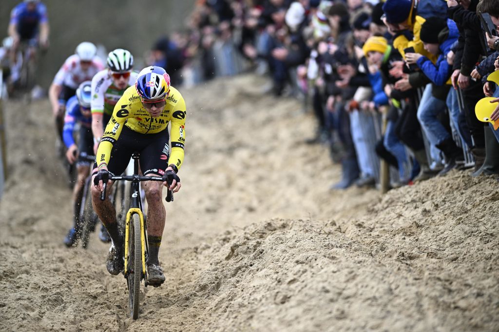 Live images of the 'Duinencross' cyclocross cycling event on Thursday 04 January 2024 in Koksijde, stage 5/8 in the X2O Badkamers 'Trofee Veldrijden' competition.
BELGA PHOTO JASPER JACOBS (Photo by JASPER JACOBS / BELGA MAG / Belga via AFP)