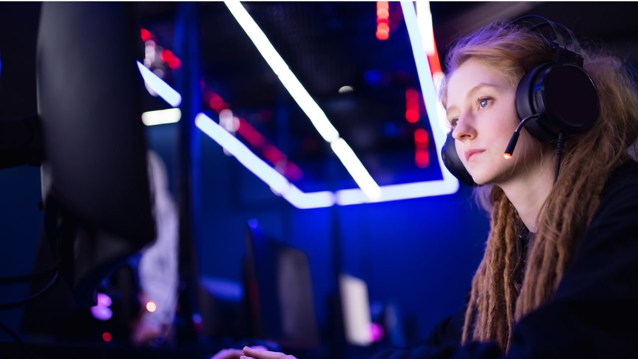 A young woman gamer