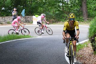 Simon Yates leaves behind Richard Carapaz and Isaac del Toro on the Colle delle Finestre on stage 20 of the 2025 Giro d'Italia