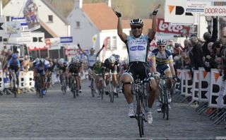 Francesco Chicchi does his effort to perfection on Nokere Koerse's tricky cobbled sprint finish.