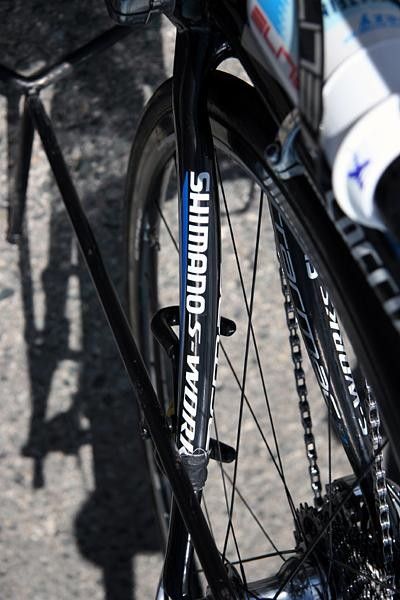 Another look at the curved seat stays.