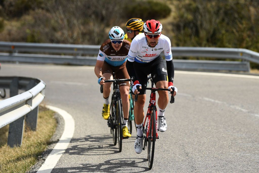 Thomas de Gendt (Lotto Soudal) goes for the firsit mountain points