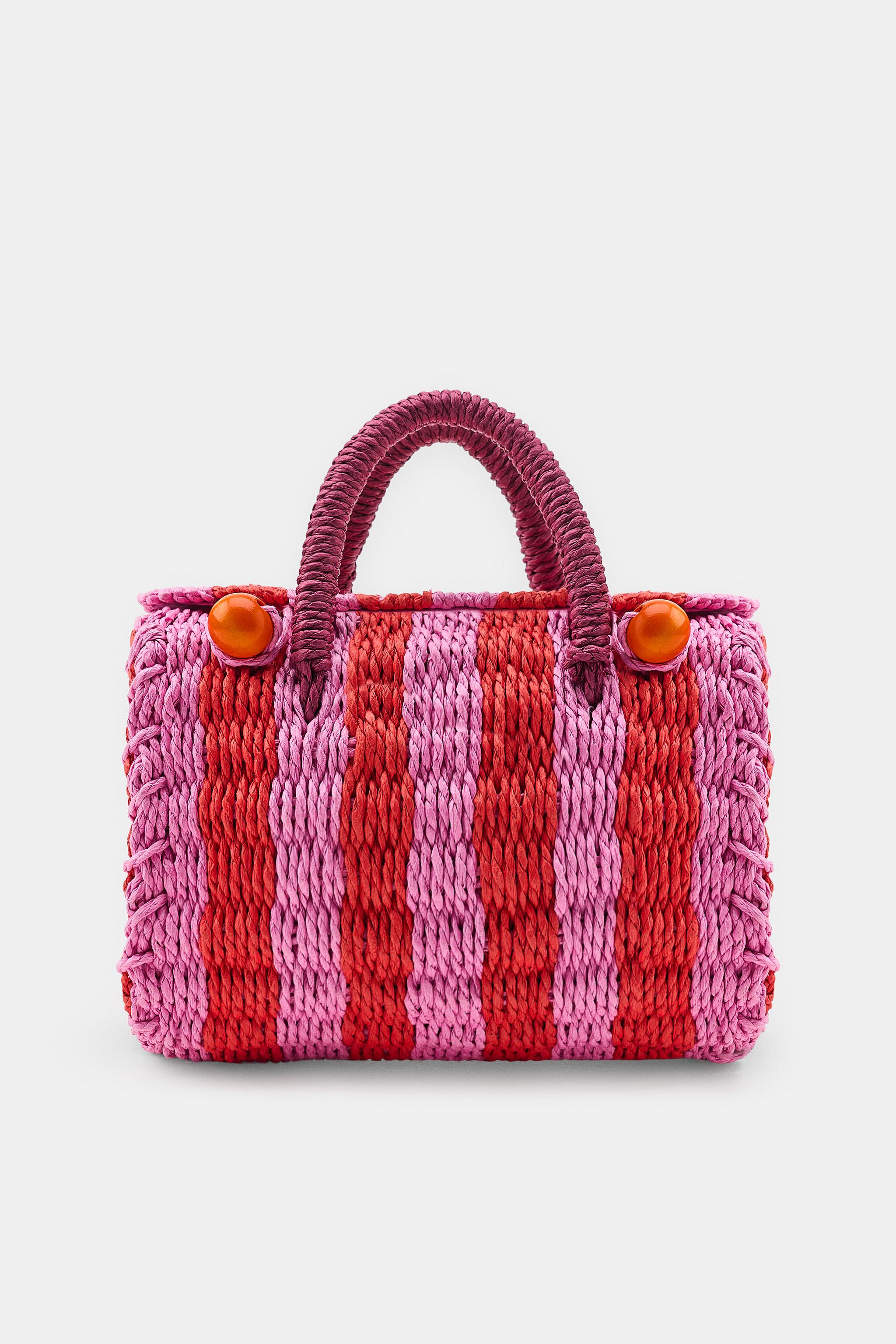 striped trunk bag
