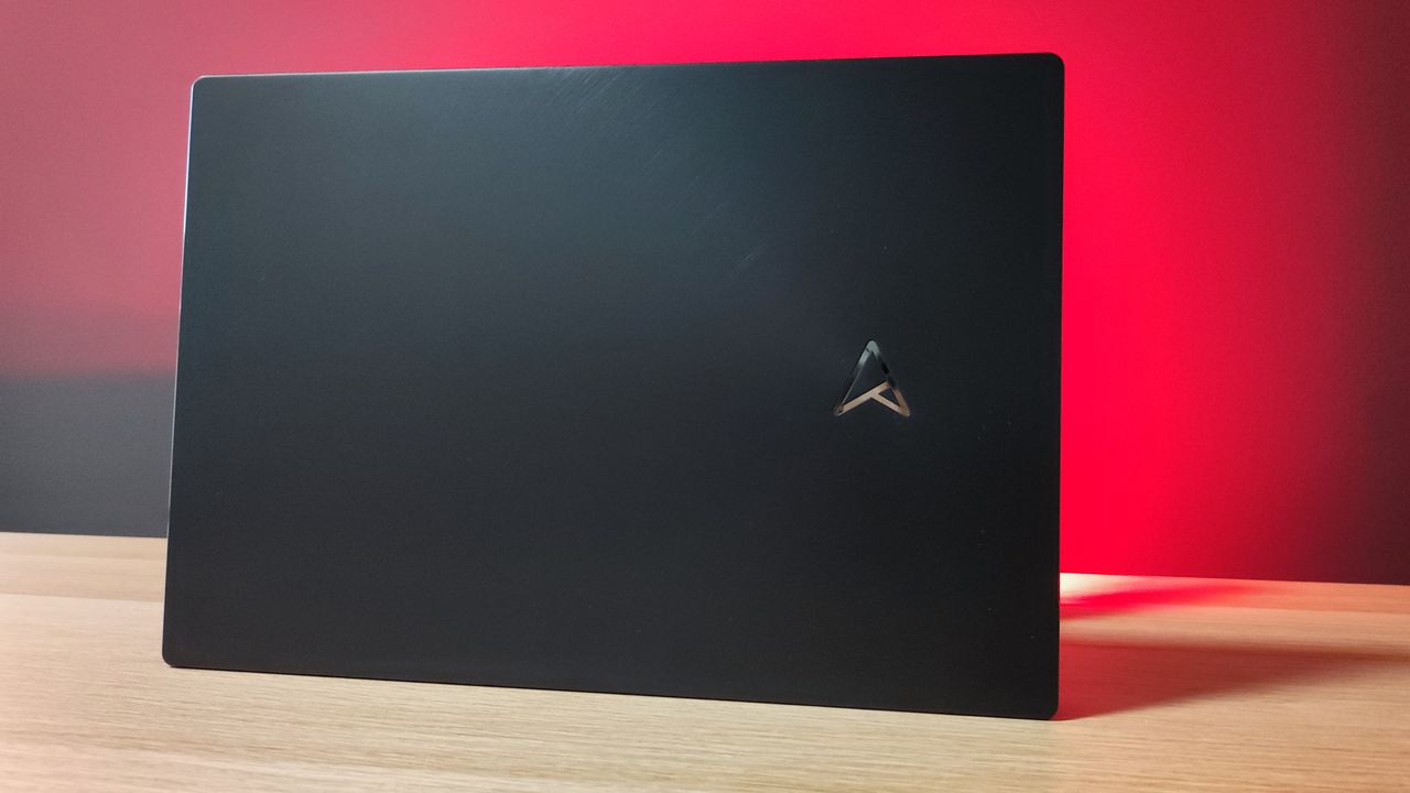 Asus Zenbook Pro 14 Duo OLED (UX8402)